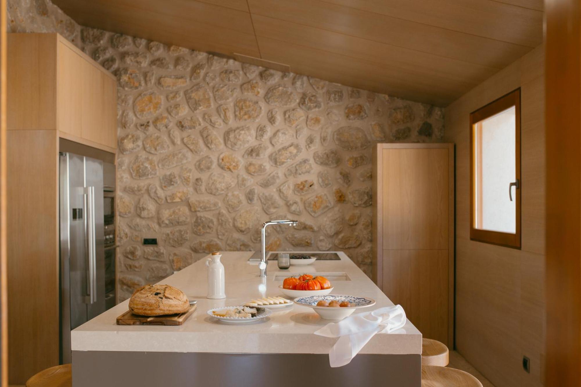 Ca'n Beneit Hotel